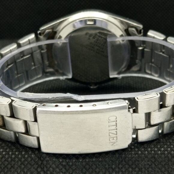 Vintage 1987 Citizen Automatic Mens Silver Watch W/daydate & Gold accents - Picture 2 of 8